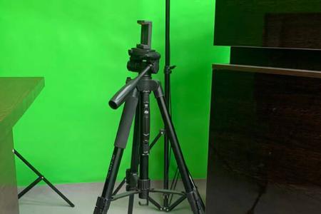 اجاره استودیو برای معلم