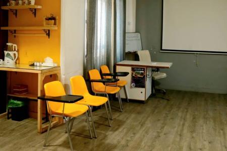 اجاره کلاس میدان ونک