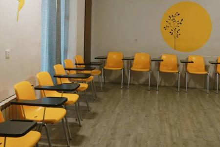 اجاره ساعتی کلاس زبان