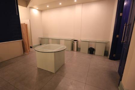 سالن پذیرایی رسمی چندمنظوره