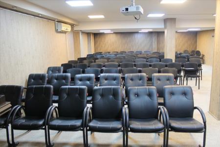 اجاره کلاس 100 نفری