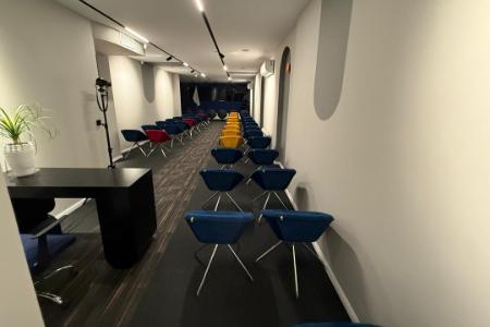  سالن همایش L مانند