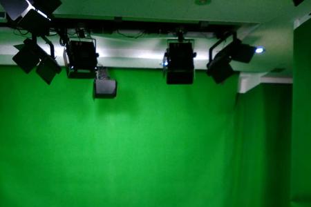 اجاره فضای آموزشی استودیو شیک