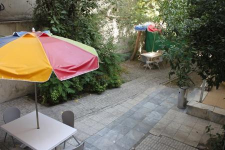 اجاره کلاس دارای فضای باز