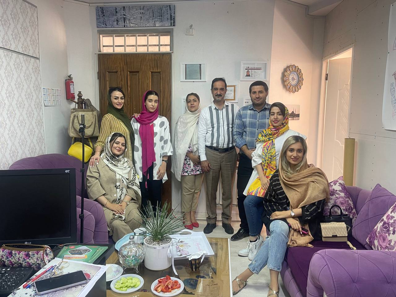 کلاس های گروهی مکالمه و گرامر سطح مبتدی با کتاب ینی استانبول و یدی ایکلیم