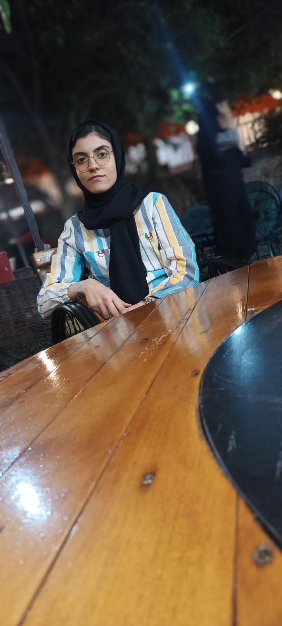 زهرا رضایی