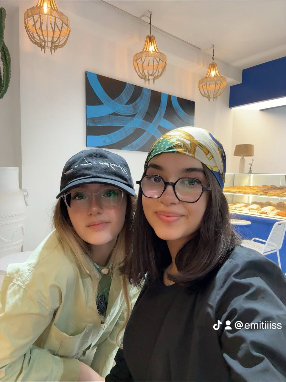 راشا قاسم پور 