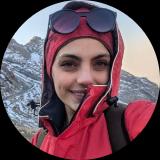 یاسمن منگابادی