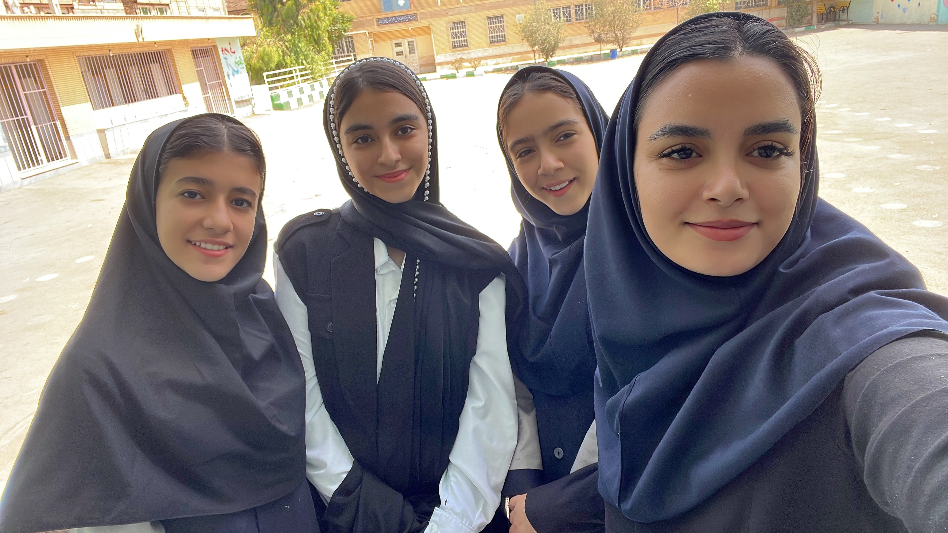 ریحانه اویسی
