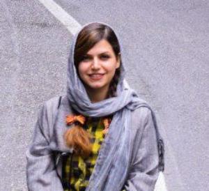 محیا اسدی